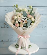 Букет цветов из:  Розы и Лизиантусы #REPLACE_PRED# Некрасовском