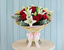 Букет цветов из:  Лилии и Розы #REPLACE_PRED# Некрасовском