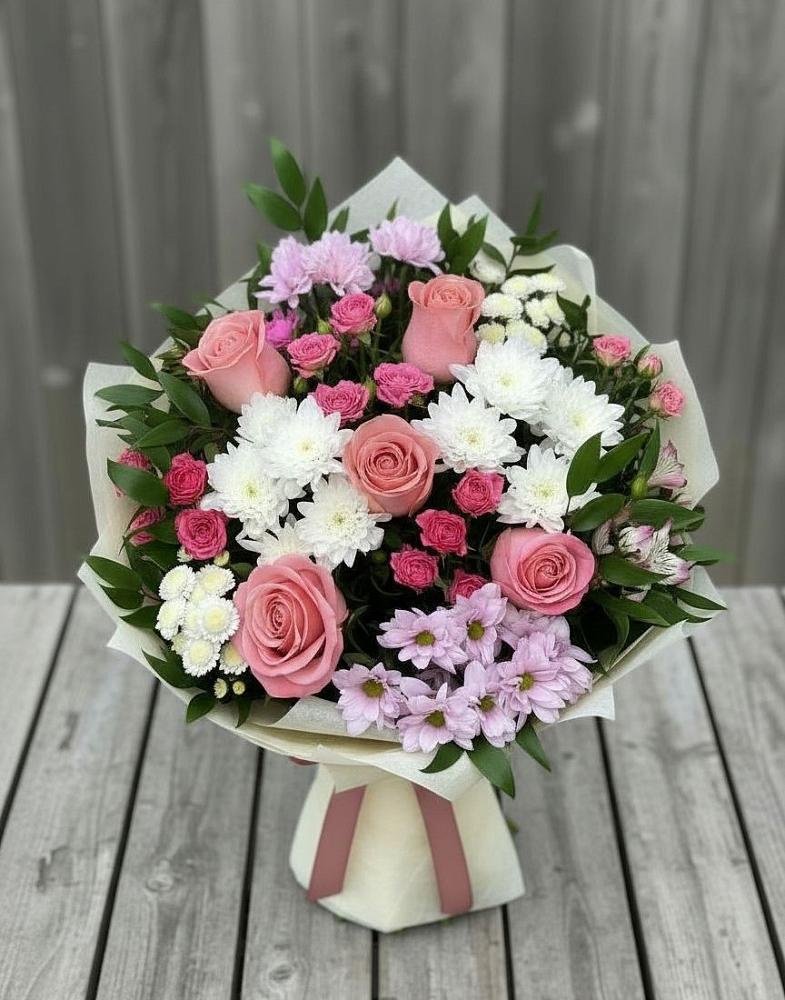 Букет цветов из: Альстромерии, Гвоздики, Розы и Хризантемы в Некрасовском