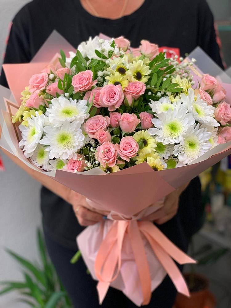 Букет цветов из: Розы и Хризантемы в Некрасовском