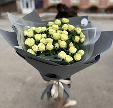 Букет Белые кустовые розы Солинеро в Некрасовском