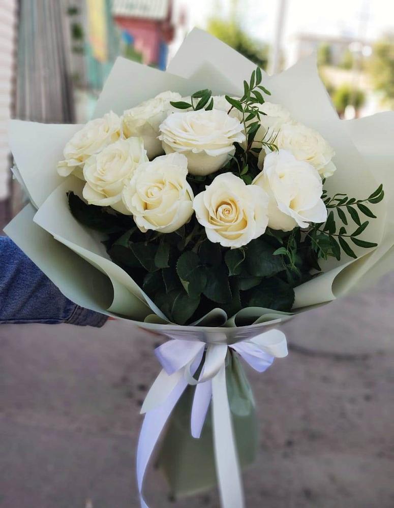 Букет Белые розы Проуд в Некрасовском