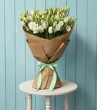 Букет цветов из:  Лизиантусы в Некрасовском