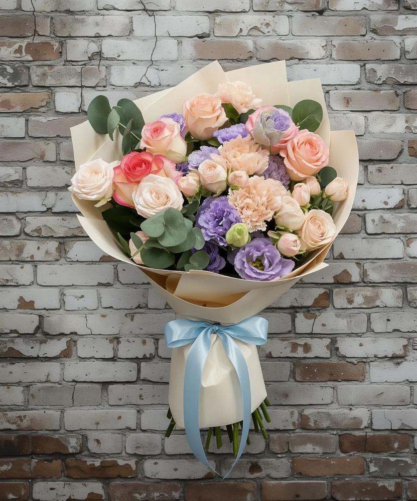 Букет цветов из: Розы, Лизиантусы и Гвоздики в Некрасовском