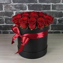 Цветочная композиция из Розы в шляпной коробке #REPLACE_PRED# Некрасовском
