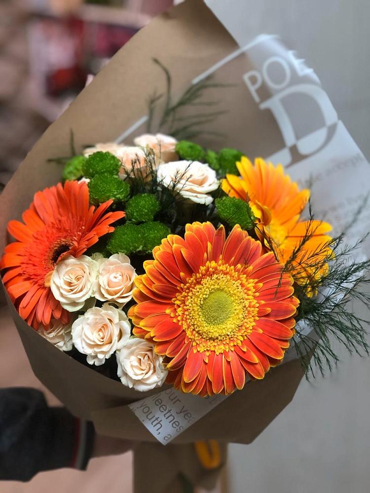 Букет цветов из: Герберы, Хризантемы и Розы в Некрасовском