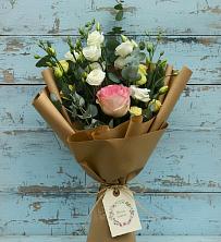 Букет цветов из:  Розы и Лизиантусы в Некрасовском