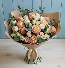 Букет цветов из:  Альстромерии и Розы в Некрасовском