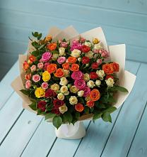 Букет Микс из разноцветных кустовых роз в Некрасовском