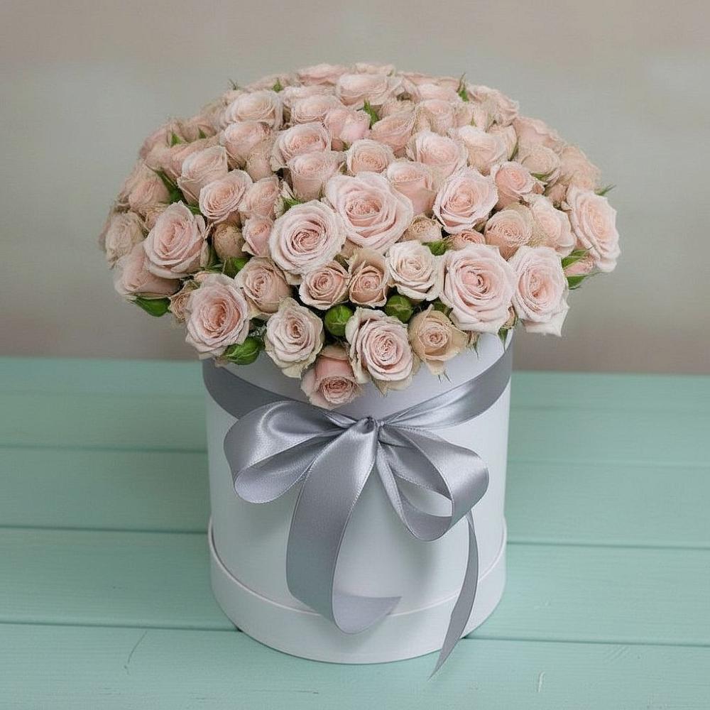 Цветочная композиция из Розы в шляпной коробке в Некрасовском